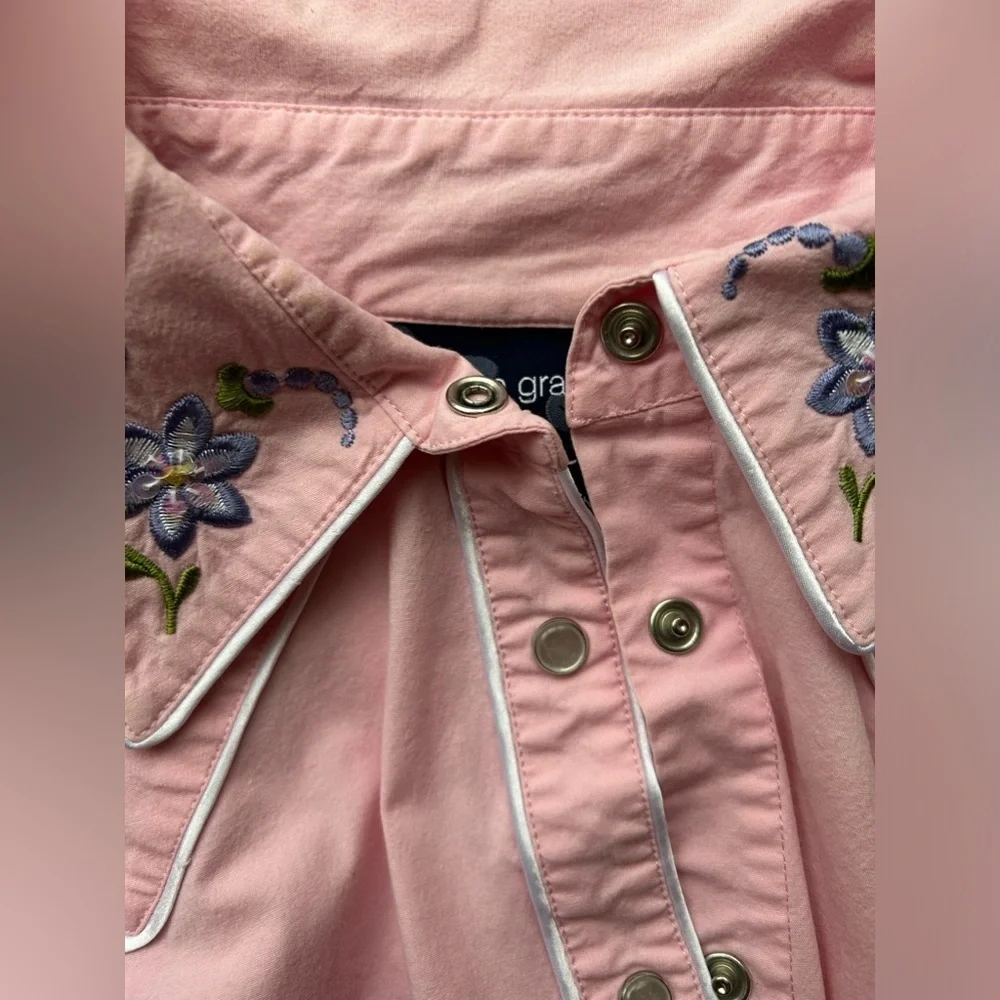 Susan Graver Women’s Western Shirt Sz L | Pink w Floral Embroidery Snaps